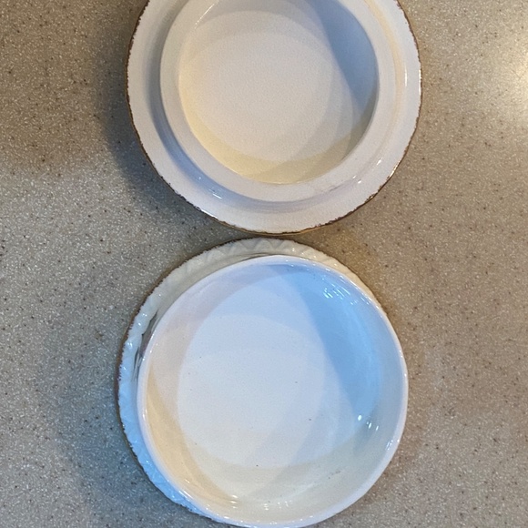 Ponsettia Trinket Jewelry Box Christmas Rose Genuine Bone China Flambro Taiwan - Picture 3 of 8